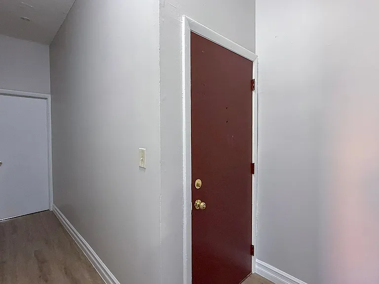 77 Green St #79 — Photo 6