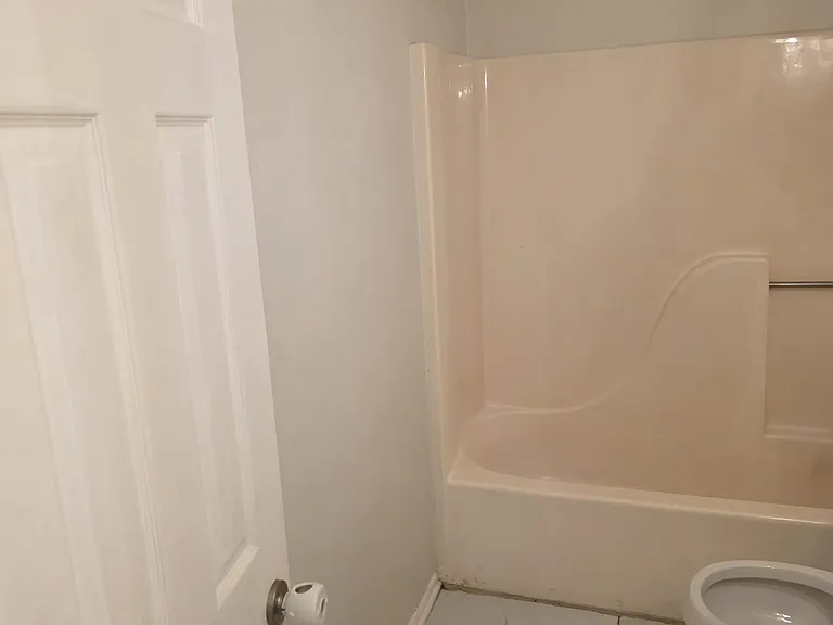 148 Colby Dr NE #1 — Photo 7