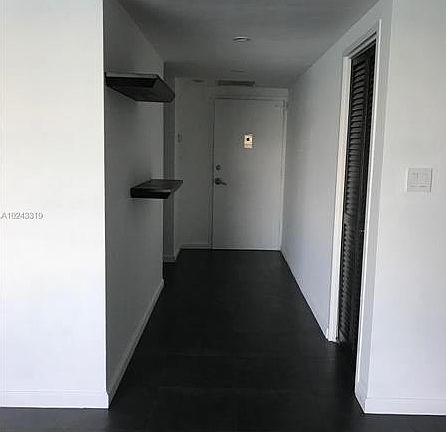 5th image of 1000 West Ave APT 621
