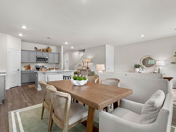 7th image of this home