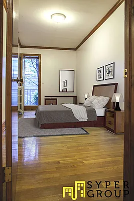 Rented by The Syper Group | media 12