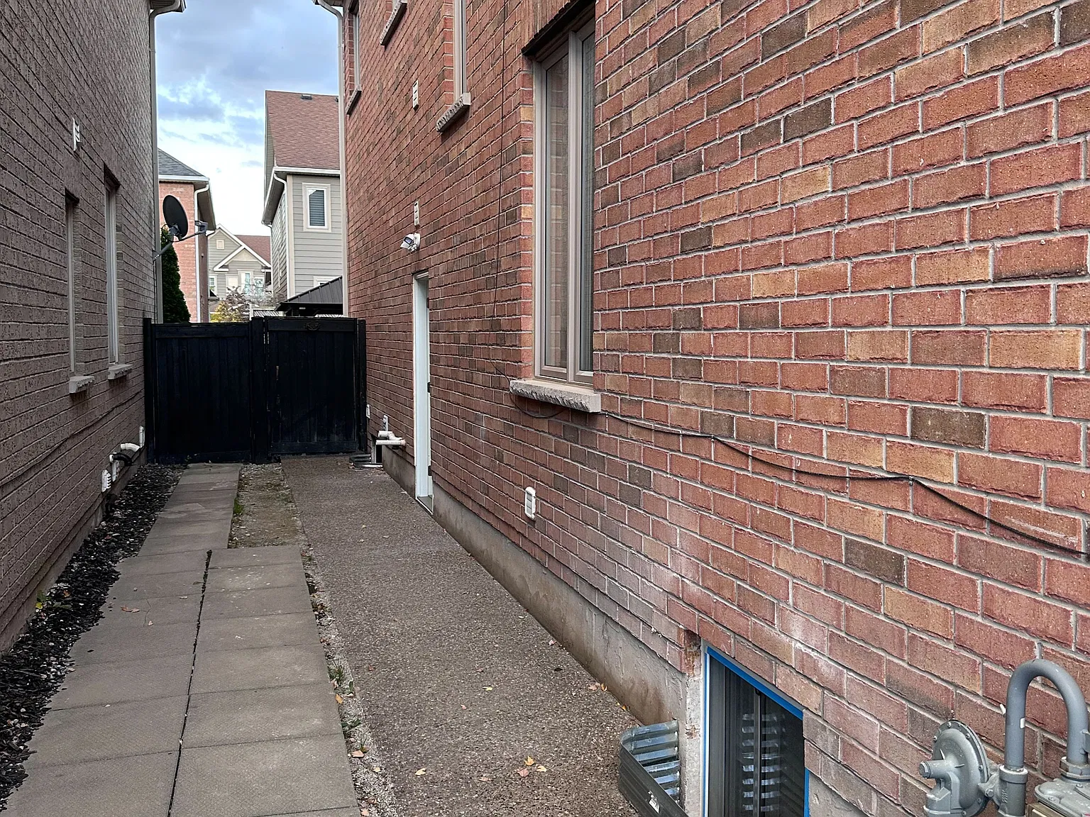 2 bed, $1,499 — Photo 2