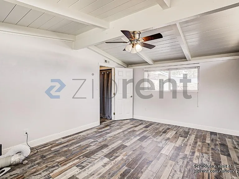 803 Virginia Dr — Photo 13