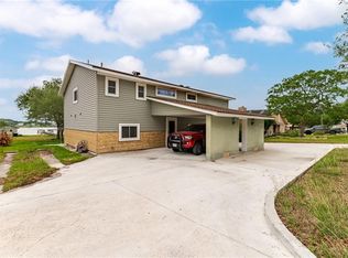 24425 La Ponderosa Dr, Mathis, TX 78368