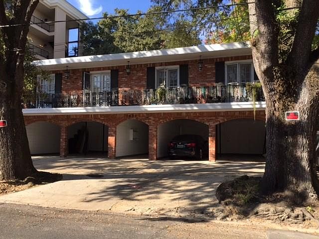 1st image of 1622 Peniston St APT 2