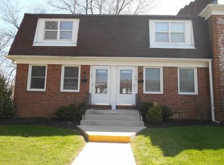 151 Creekside Dr, Amherst, NY 14228