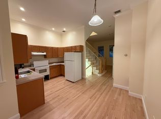 82 6th St, Cambridge, MA 02141
