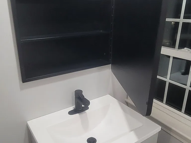 34-36 Waverly St #2 — Photo 14