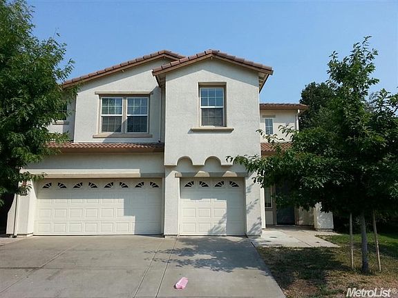 2nd image of 2947 Holdrege Way