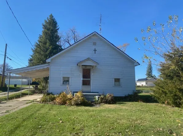 529 N School Ave, Oglesby, IL 61348