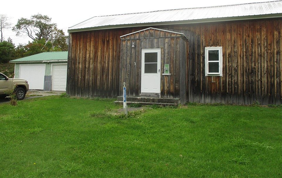 1st image of 576 Earlville Rd