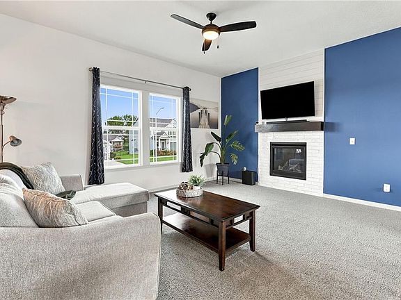 5th image of 11718 N Manning Ave