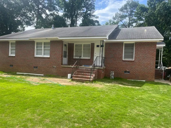 1016 Alan Ave, Auburn, AL 36830