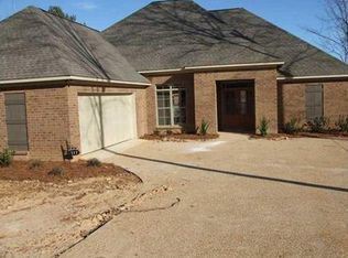 111 Cherokee Trl, Clinton, MS 39056