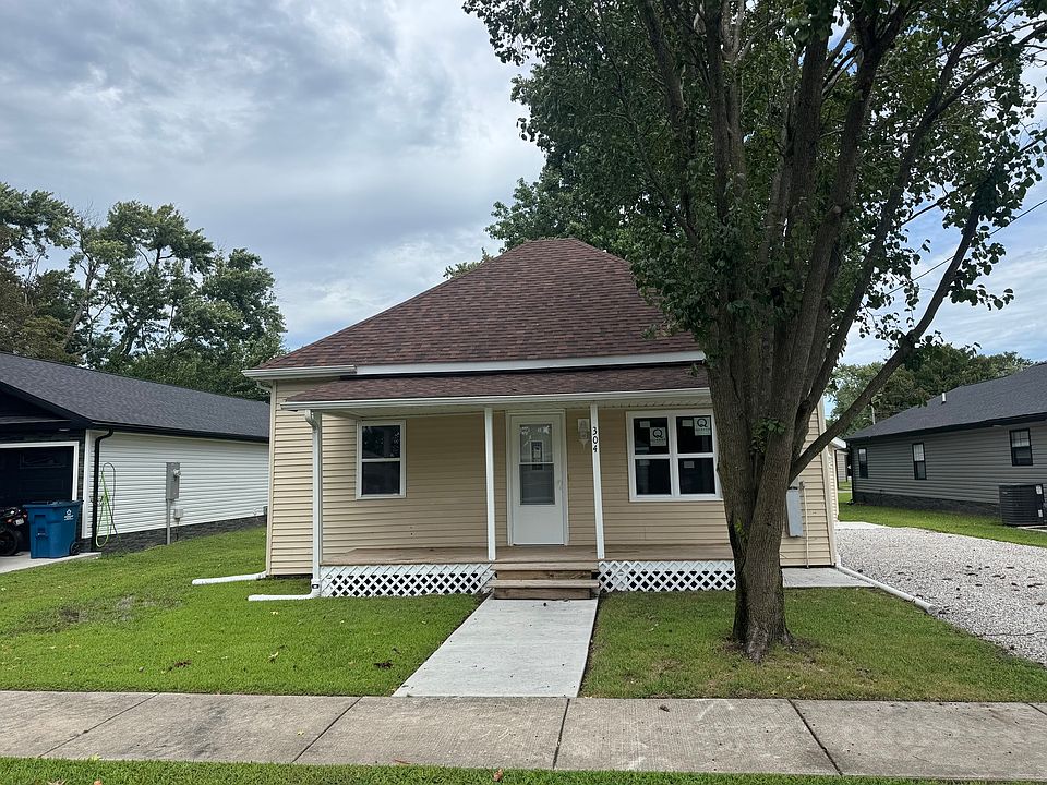 1st image of 304 W North St