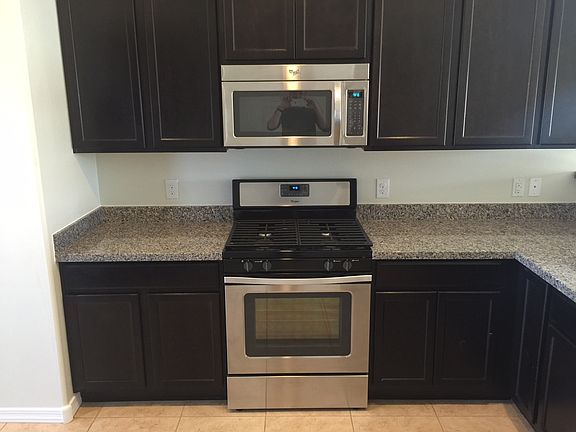 Kitchen - Gas Stove