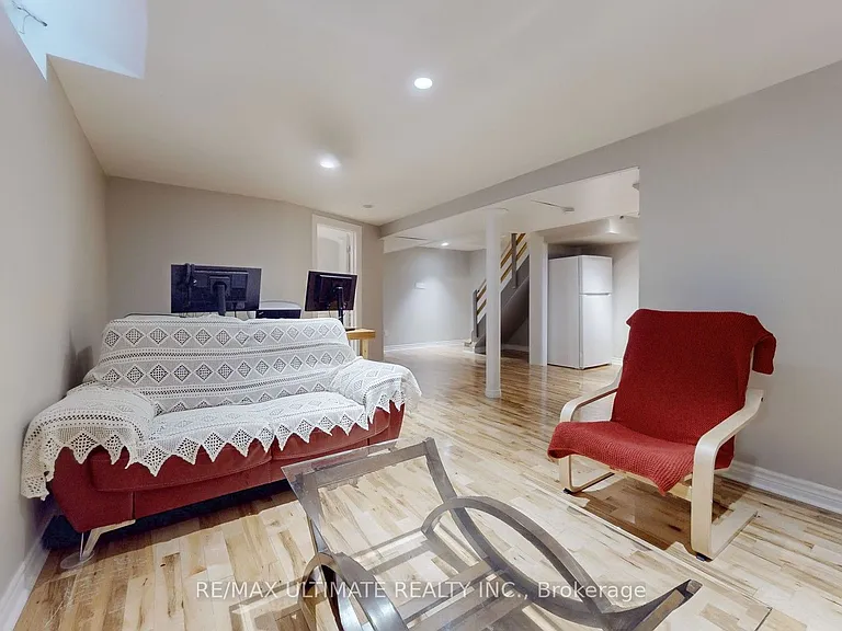 3081 Olympus Mews — Photo 33