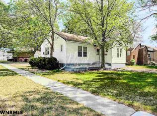 2227 Avenue B, Scottsbluff, NE 69361