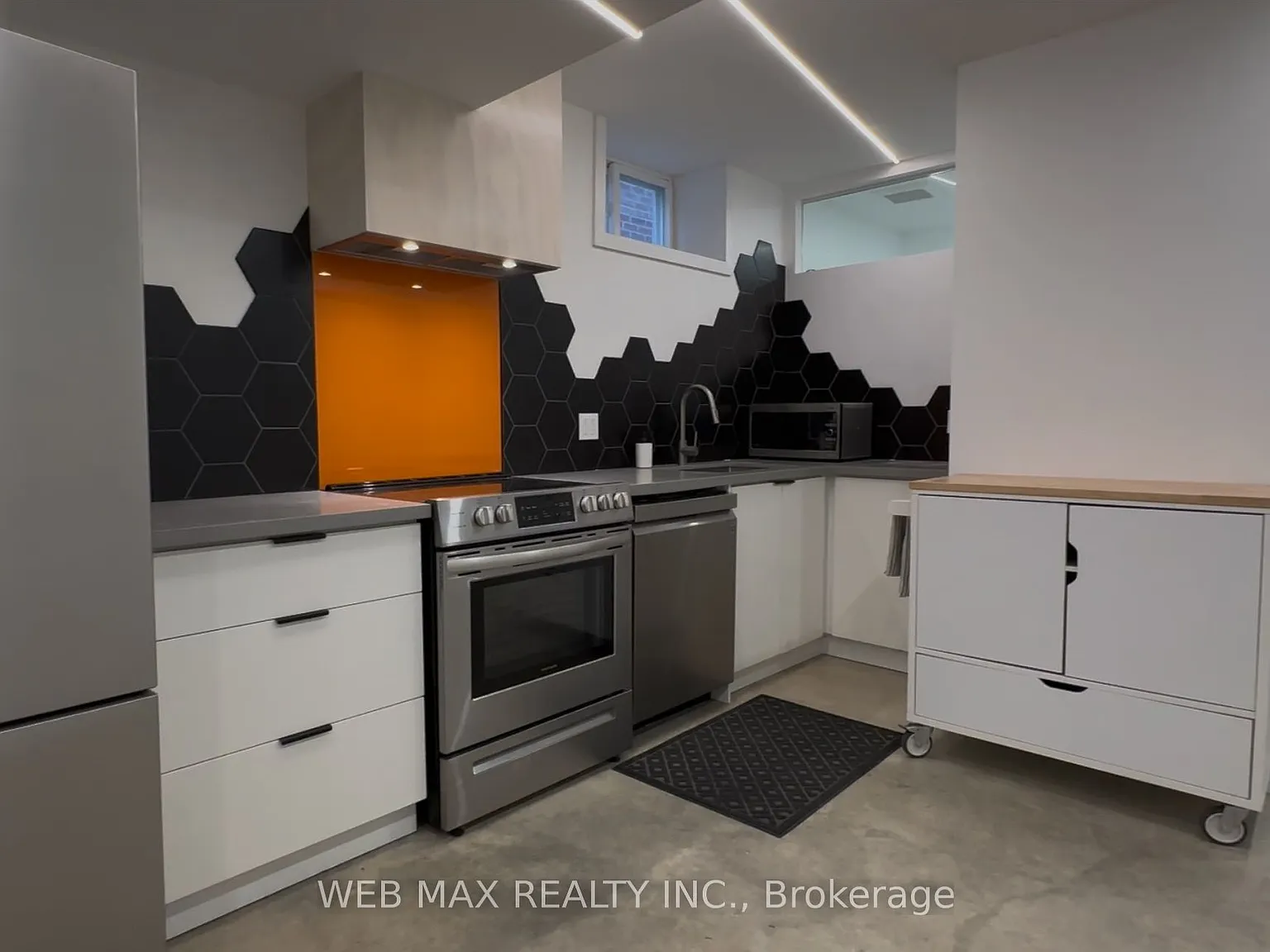 1 bed, $2,000 — Photo 4