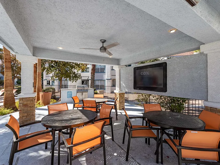 Ascent at Silverado Apartment Homes — Photo 26