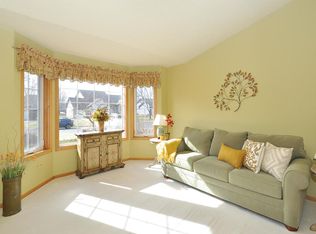 467 Coyote Trl, Lino Lakes, MN 55014