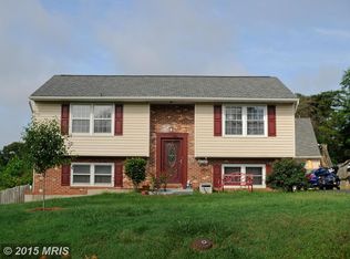 10310 Meadowview Dr, Fredericksburg, VA 22408