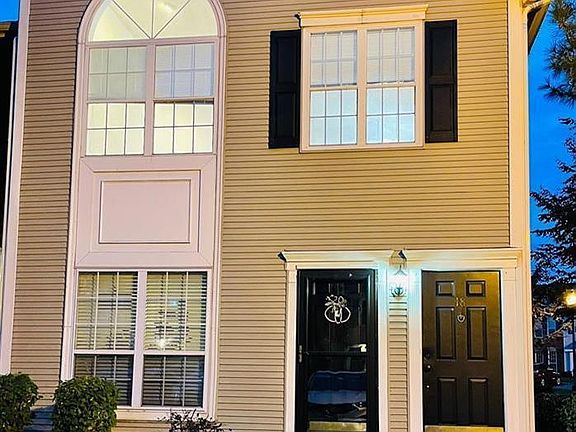 2nd image of 18 Gregory Ln