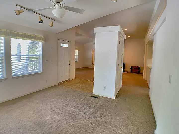 6303 Windlestraw Rd — Photo 17
