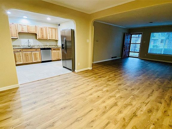 5th image of 903 Quentin Street