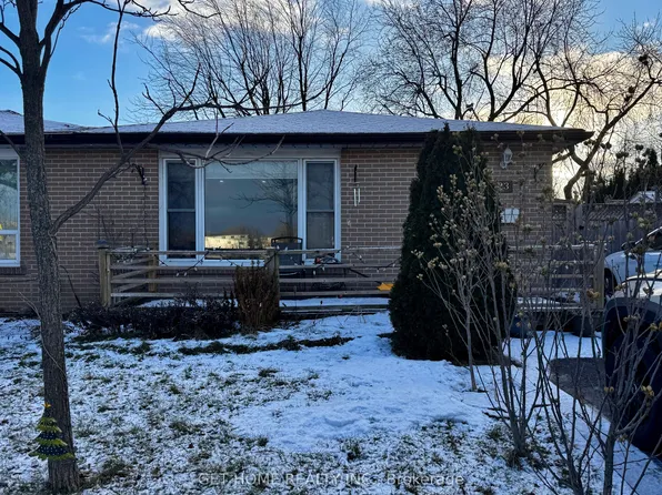 23 Finchgate Blvd, Brampton, ON L6T 3H7