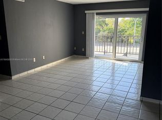 5501 NW 7th St APT E301, Miami, FL 33126
