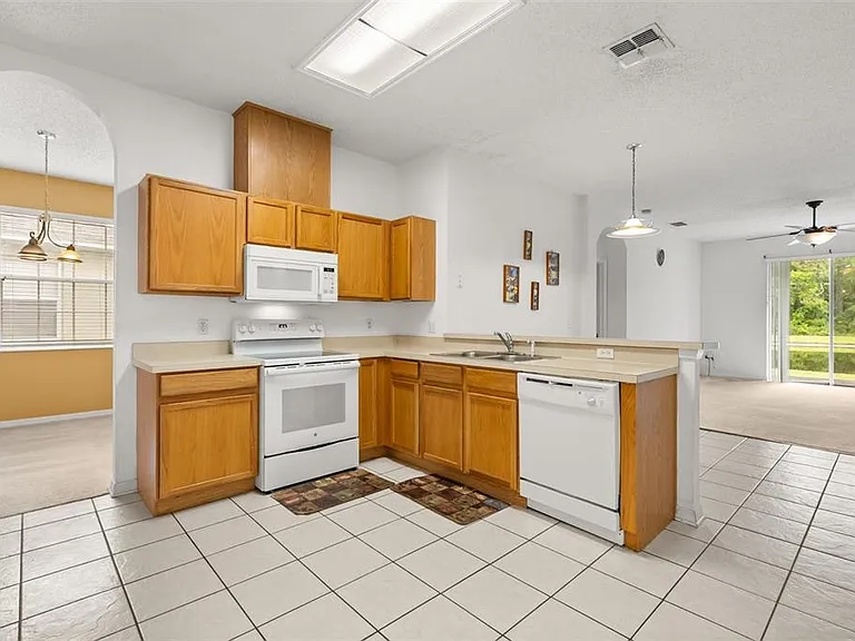 9406 Candice Ct — Photo 14