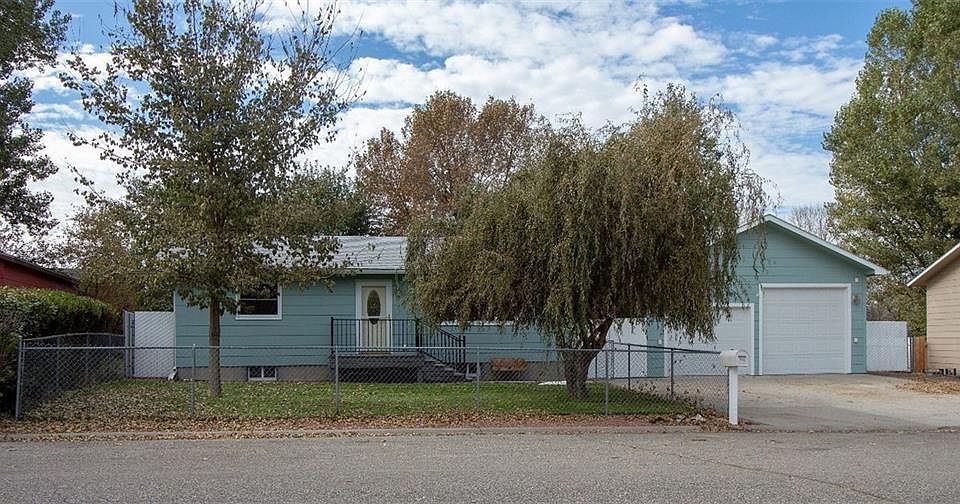 1st image of 3548 Kingswood Dr