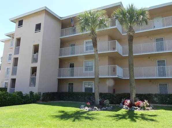 441 Quail Forest Blvd APT 101, Naples, FL 34105