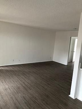 2nd image of 1499 Ridgecrest St #7