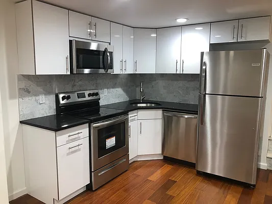 Rented by Richard Macias, LREB | media 1