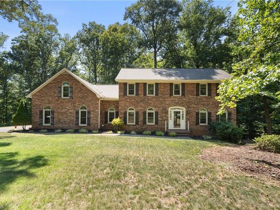 616 Doe Run Dr, Kernersville, NC 27284