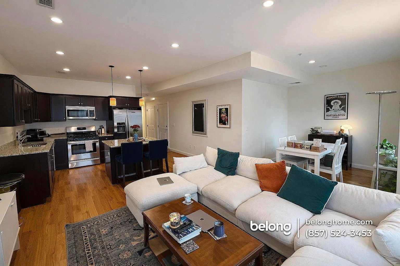 2 bed, 2.0 bath, 929 sqft, $3,495 — Photo 1
