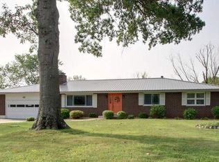 809 Eastate Dr, Quincy, IL 62305