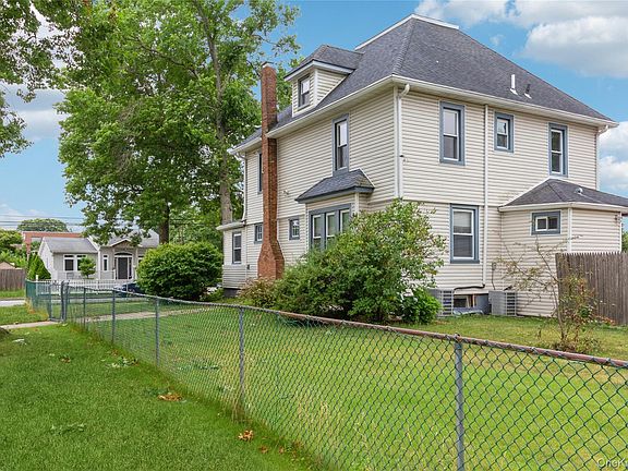 2nd image of 112 Woods Avenue