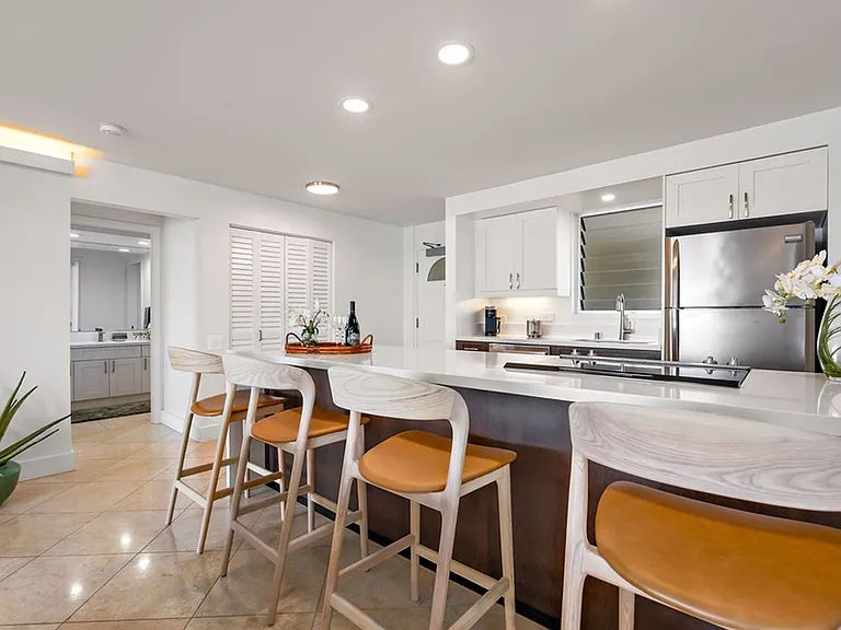 2895 Kalakaua Ave #805 — Photo 14