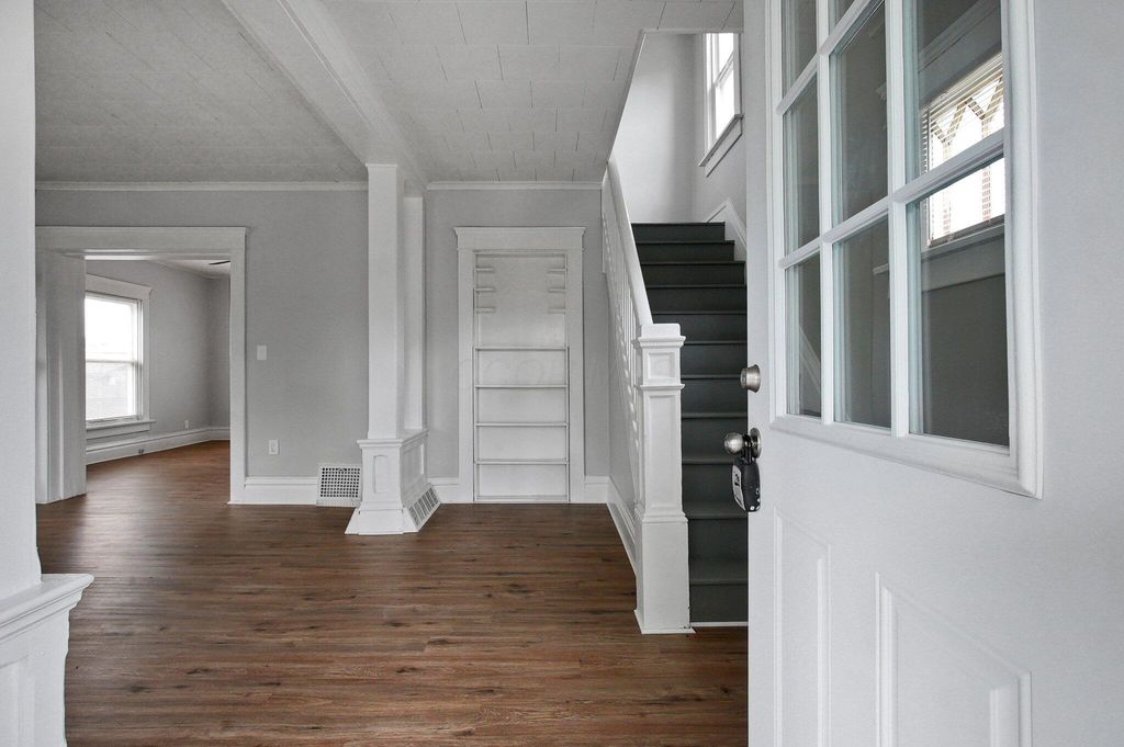 Real estate listing image