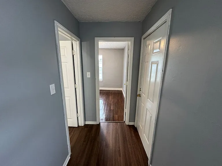 1409 E Tabor St — Photo 11