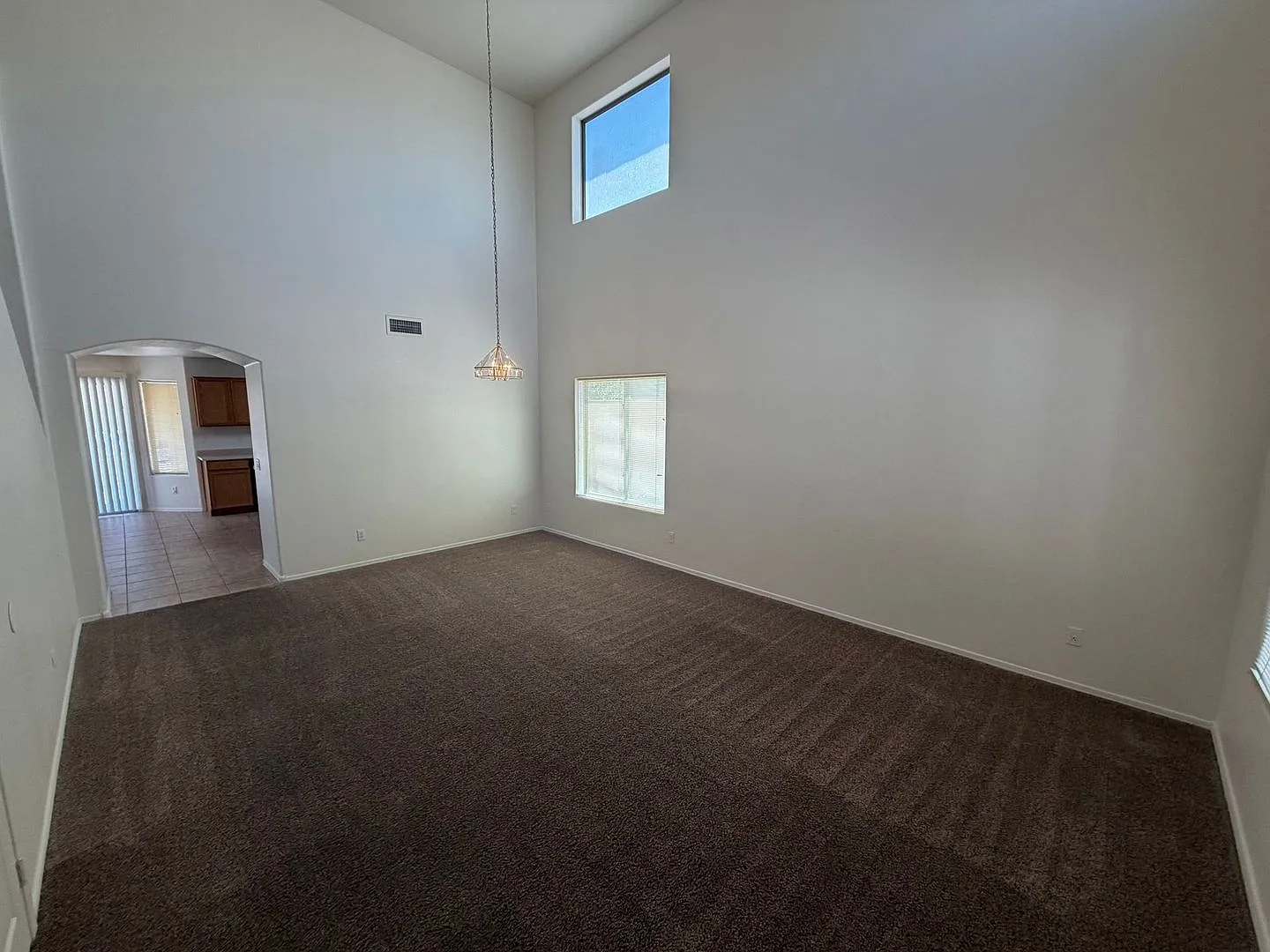 5 Bedroom - 3 Bath - 2323 Sq. Ft. Phoenix Location — Photo 4