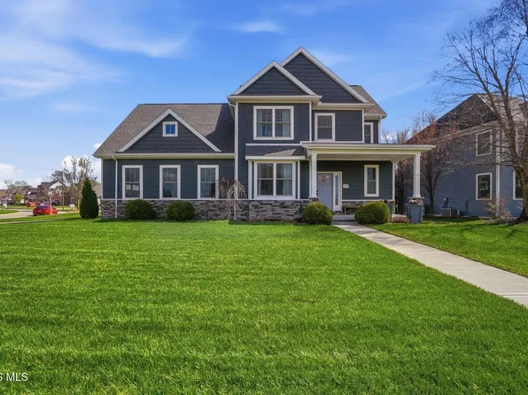 1615 Gleneagles Dr, Bowling Green, OH 43402