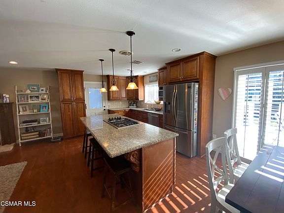 3rd image of 1217 Knollwood Dr