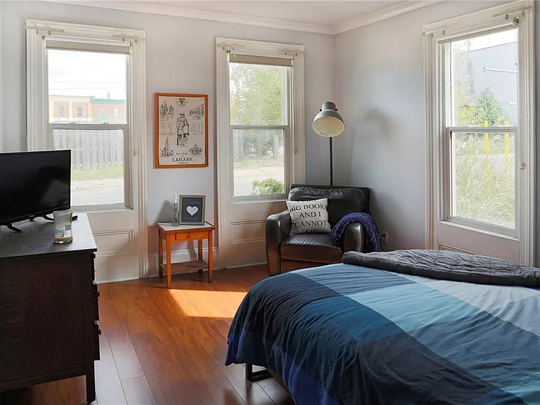 1 Frazer St #1 — Photo 9