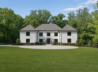 5260 Long Island Dr NW, Atlanta, GA 30327