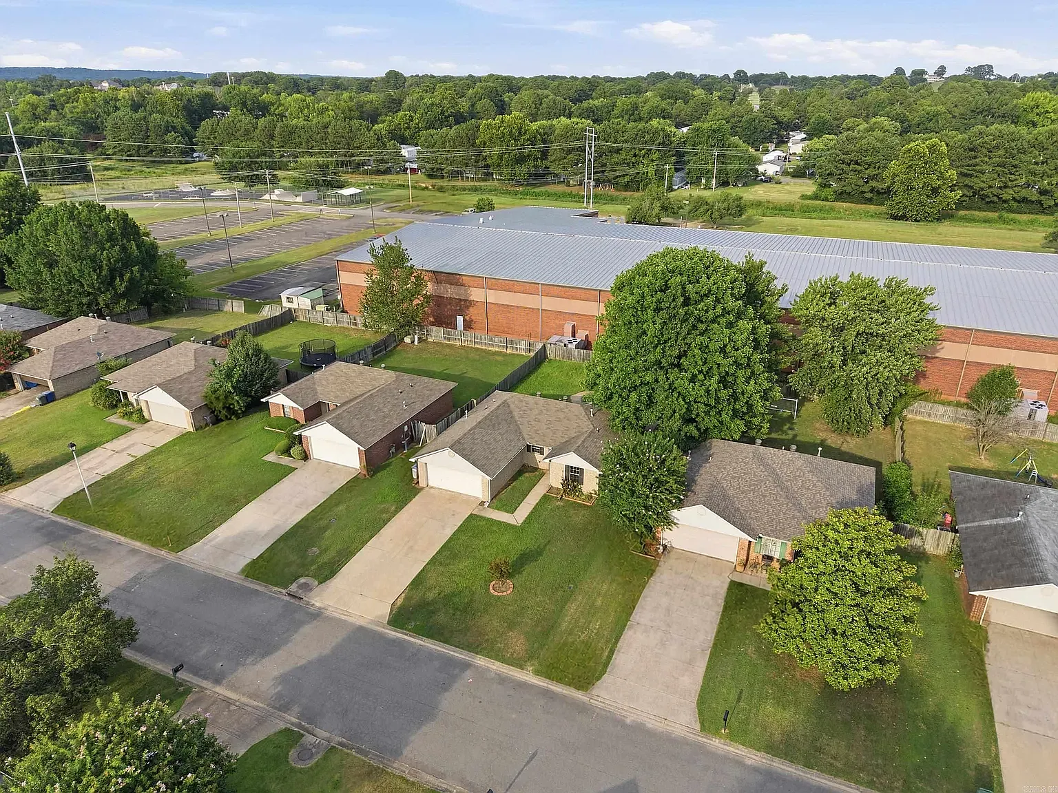 3 bed, 1144 sqft, $1,500 — Photo 3