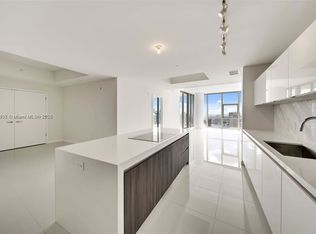 851 NE 1st Ave, Miami, FL 33132